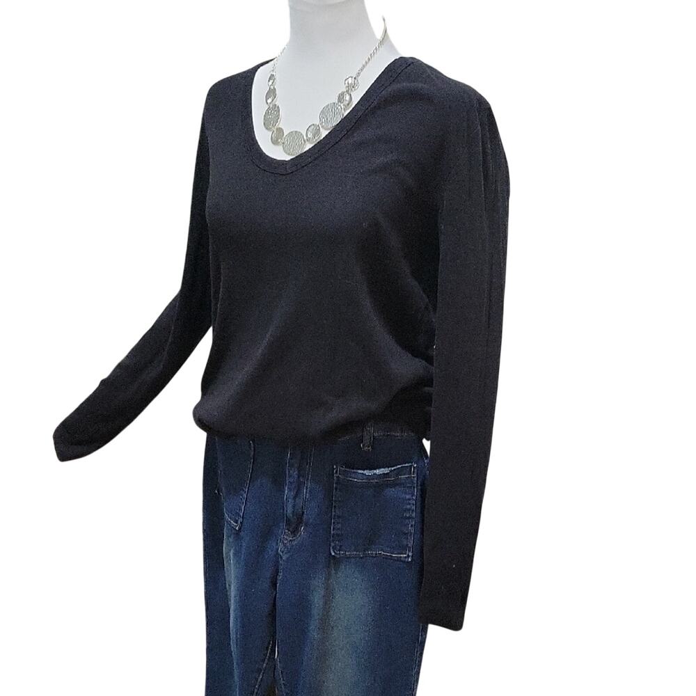 GAP Favorite Tee, Black V-Neck Top Womens XL, Minimalist, Layers, Capsule